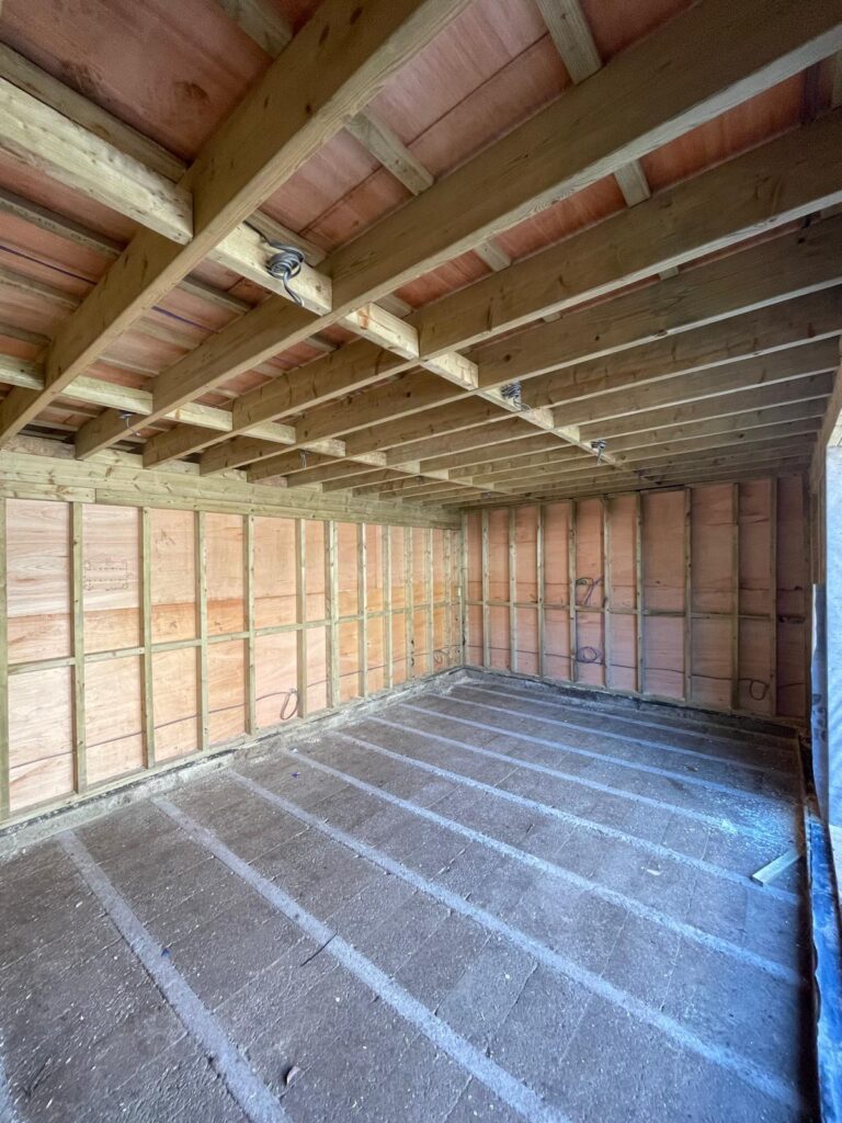 Shed / London/ N10