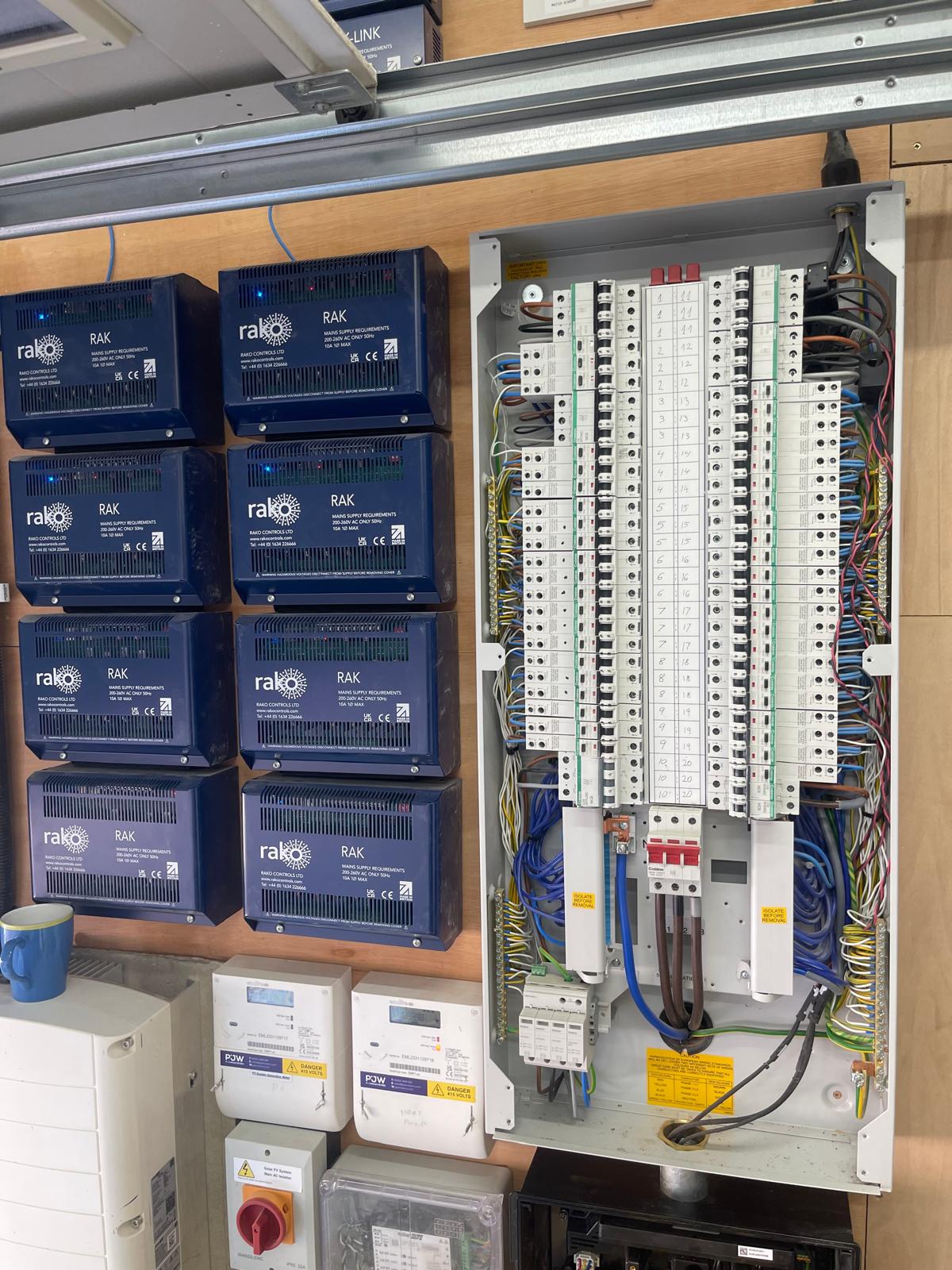 Smart house / Watford