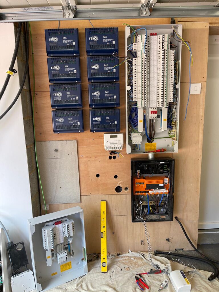Smart house / Watford