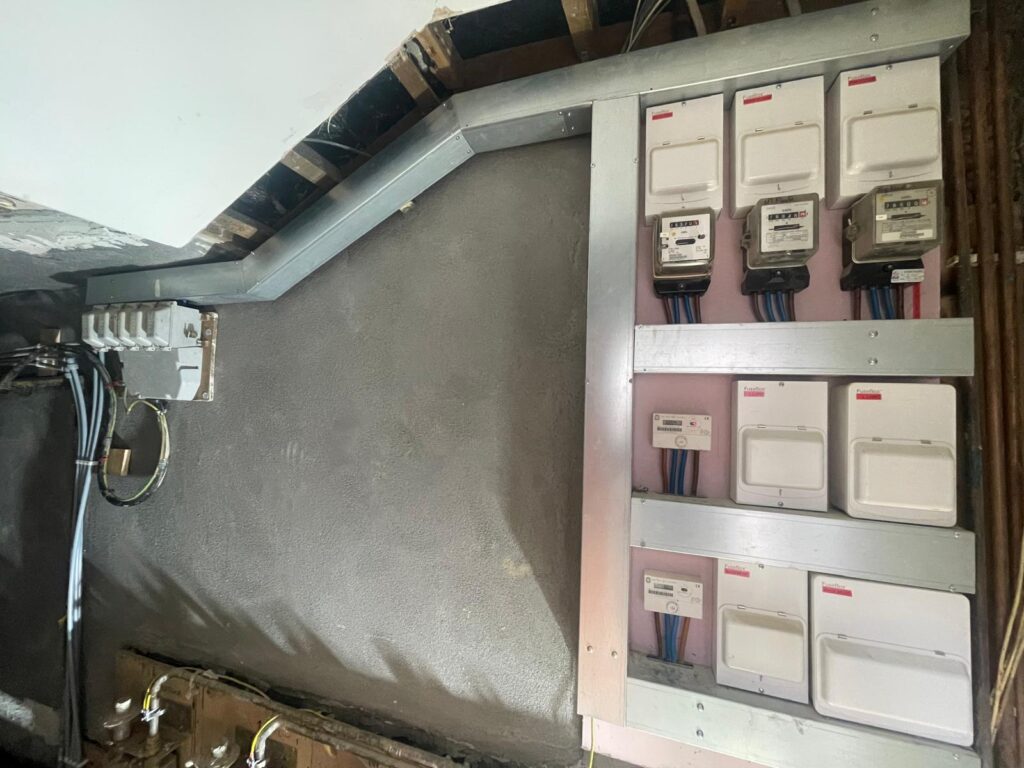 New Main Isolators 5 Flats in total / Westbourne Green W11