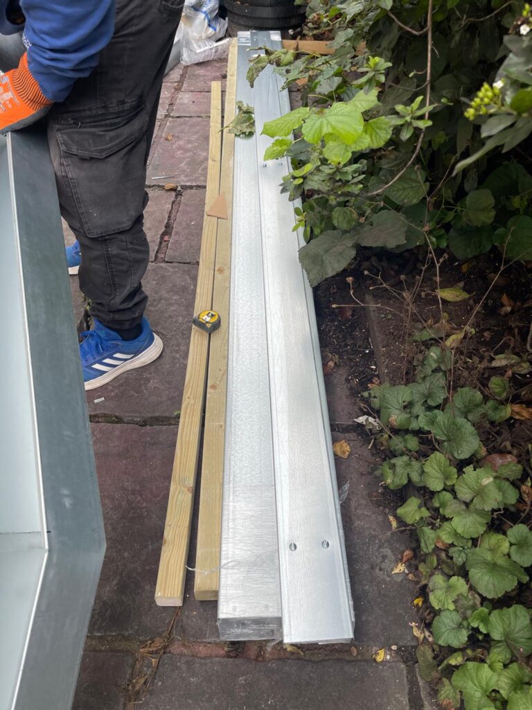 New Main Isolators 5 Flats in total / Westbourne Green W11