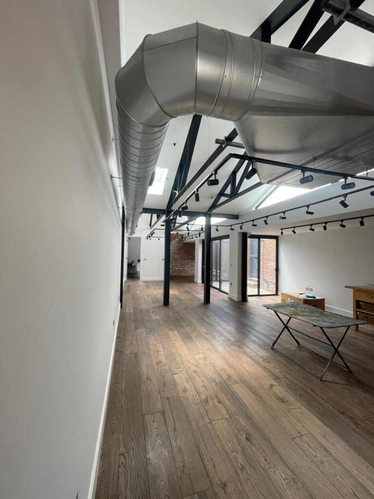 Gallery / Deal CT14