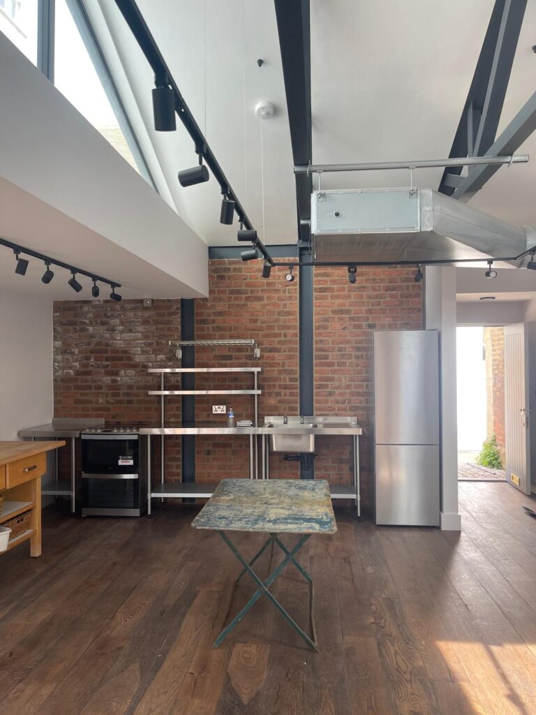 Gallery / Deal CT14